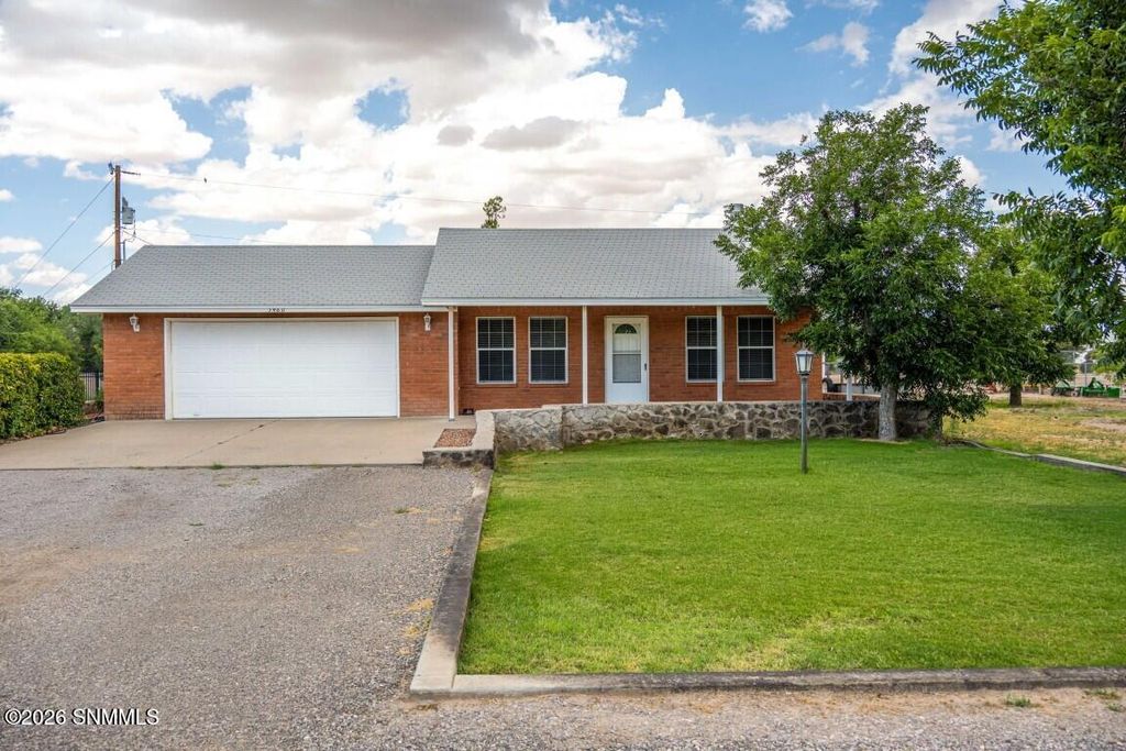 3480 Turtle Dove Place, Las Cruces, NM 88001