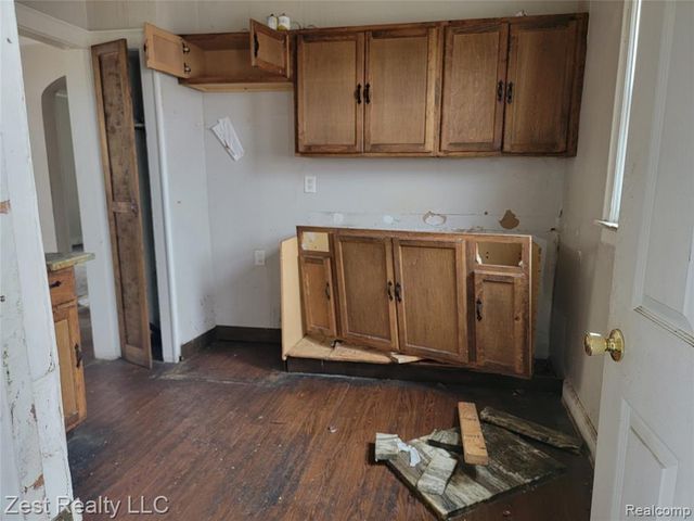 16140 Kentucky Street, Detroit, MI 48221