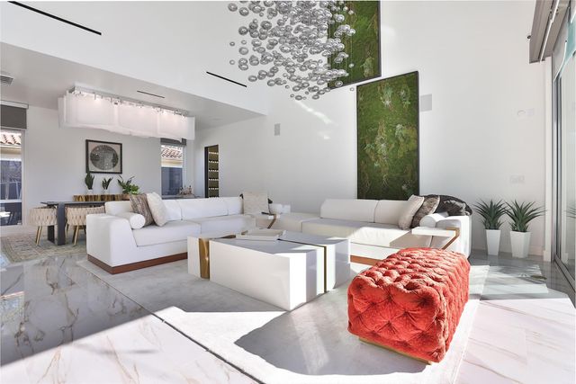 11905 Barryknoll Lane, Houston, TX 77024