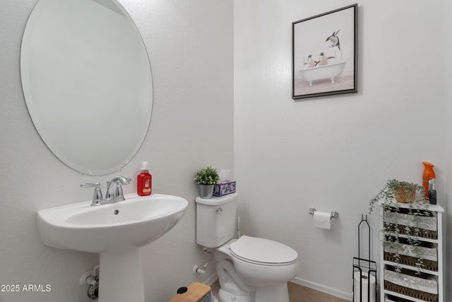 10221 W PUGET Avenue, Peoria, AZ 85345