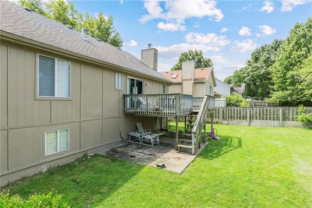 403 NE Station Drive, Lee's Summit, MO 64086