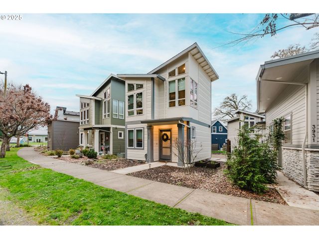 3937 Se COUSTEAU Dr, Salem, OR 97302