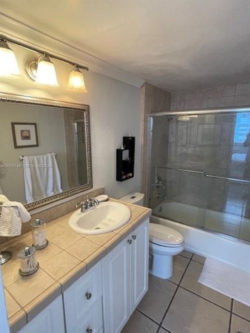 5313 Collins Avenue 710, Miami Beach, FL 33140