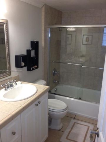 5313 Collins Avenue 710, Miami Beach, FL 33140