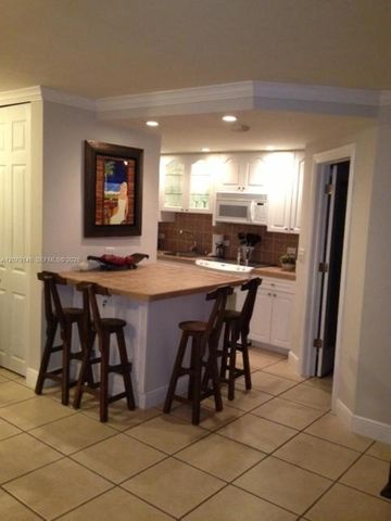 5313 Collins Avenue 710, Miami Beach, FL 33140