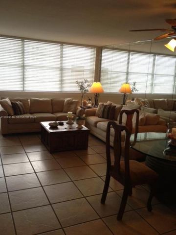 5313 Collins Avenue 710, Miami Beach, FL 33140