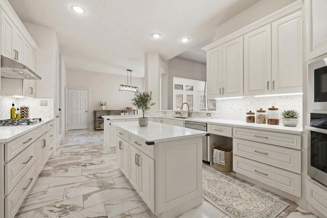 2237 Homestead Lane, Plano, TX 75025
