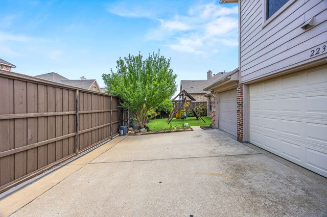 2237 Homestead Lane, Plano, TX 75025
