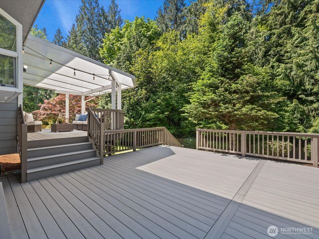 15810 62nd Ave SE, Snohomish, WA 98296
