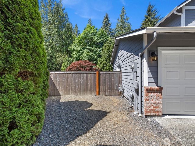 15810 62nd Ave SE, Snohomish, WA 98296