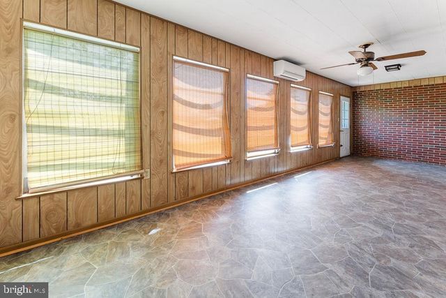 114 WILLIAMSON RD, Winchester, VA 22602