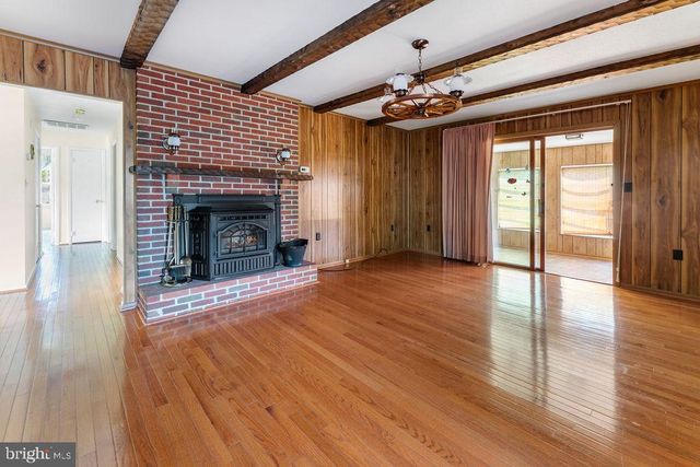 114 WILLIAMSON RD, Winchester, VA 22602