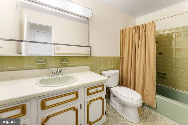 114 WILLIAMSON RD, Winchester, VA 22602