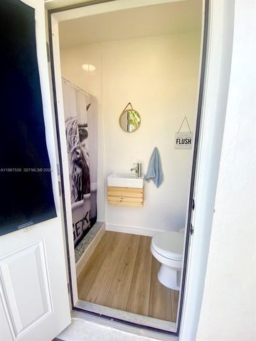 1512 NW 4th Ave, Fort Lauderdale, FL 33311