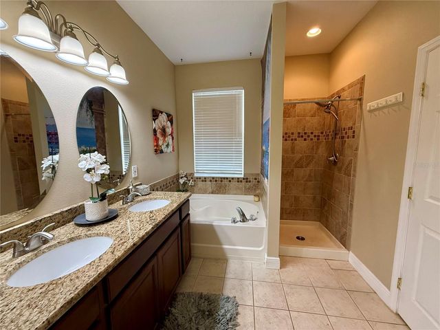 11338 LAUREL BROOK COURT, Riverview, FL 33569