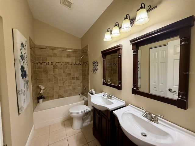 11338 LAUREL BROOK COURT, Riverview, FL 33569