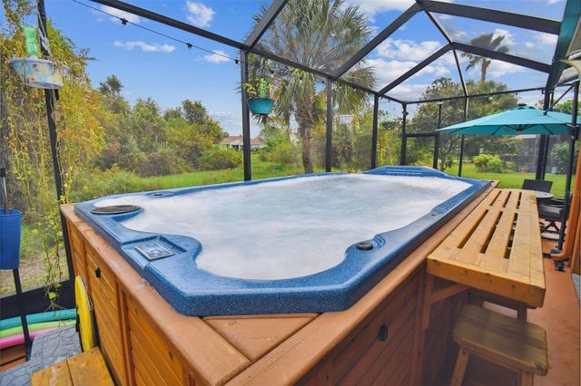 11338 LAUREL BROOK COURT, Riverview, FL 33569