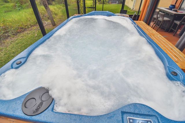 11338 LAUREL BROOK COURT, Riverview, FL 33569