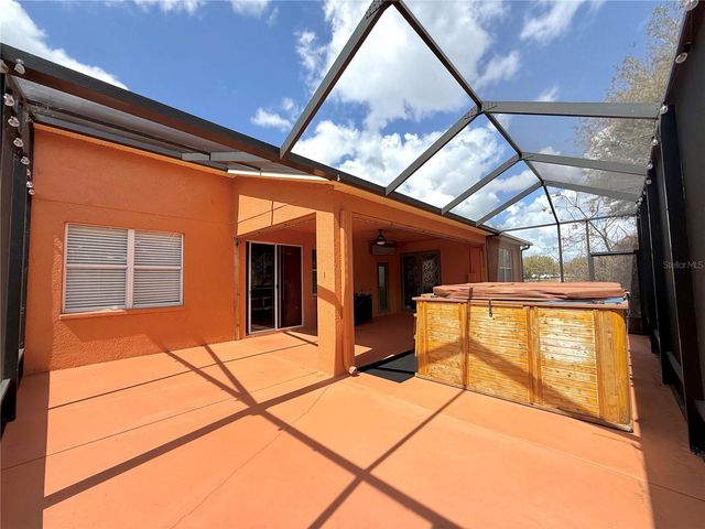 11338 LAUREL BROOK COURT, Riverview, FL 33569