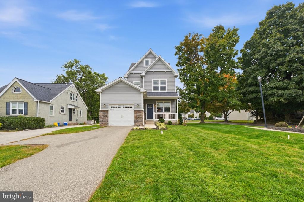 1699 BUTLER PIKE #, Conshohocken, PA 19428 — photo 2