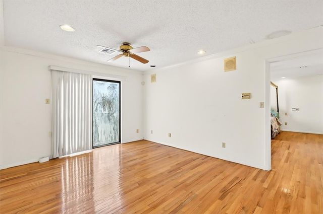 1318 Sandpiper Dr, Corpus Christi, TX 78412