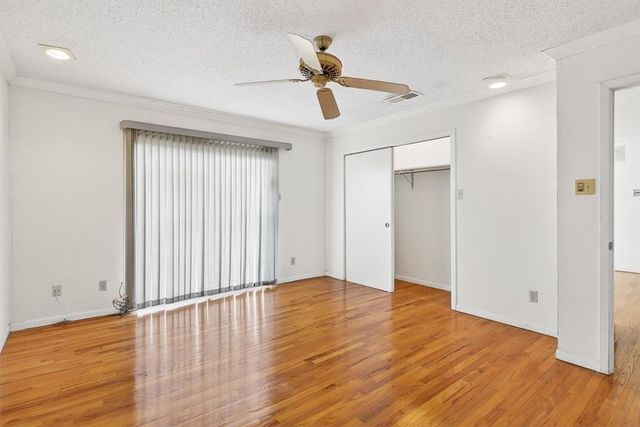 1318 Sandpiper Dr, Corpus Christi, TX 78412