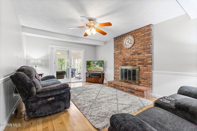 5448 Wadsworth Drive, Sylvania, OH 43560