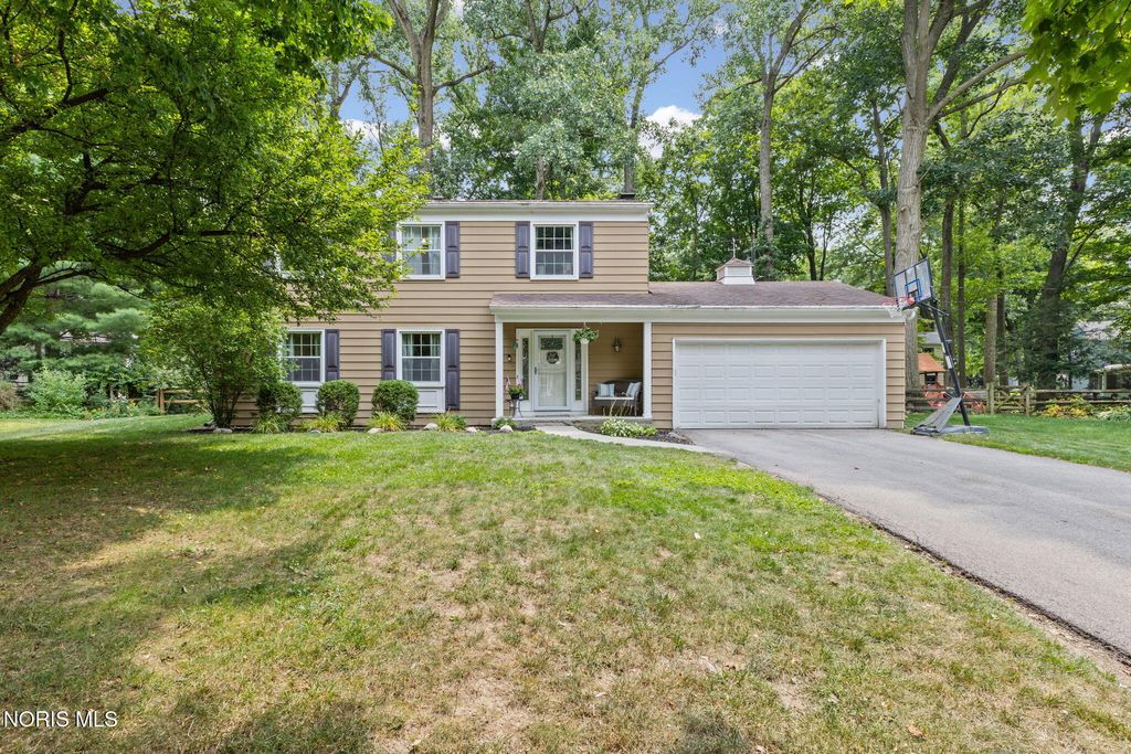 5448 Wadsworth Drive, Sylvania, OH 43560