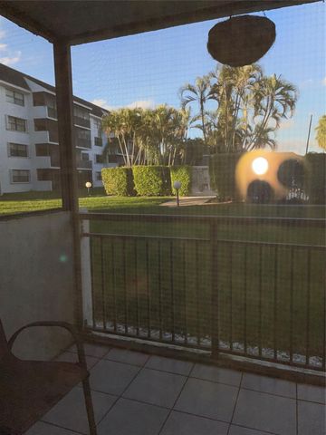 16051 Blatt Blvd 103, Weston, FL 33326