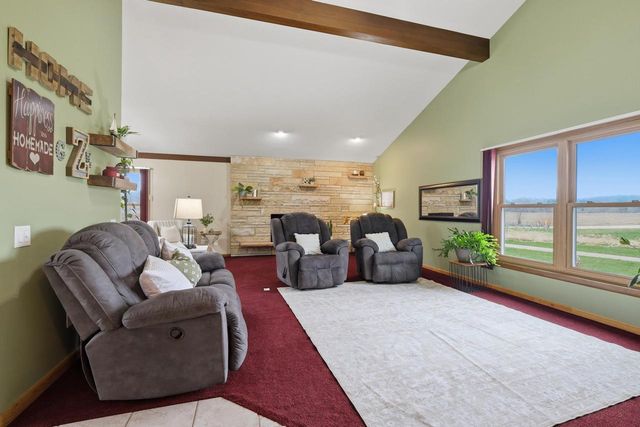 9021 County Road KP, Cross Plains, WI 53528