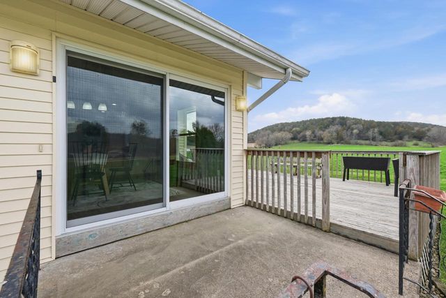 9021 County Road KP, Cross Plains, WI 53528