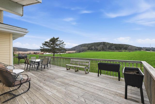 9021 County Road KP, Cross Plains, WI 53528