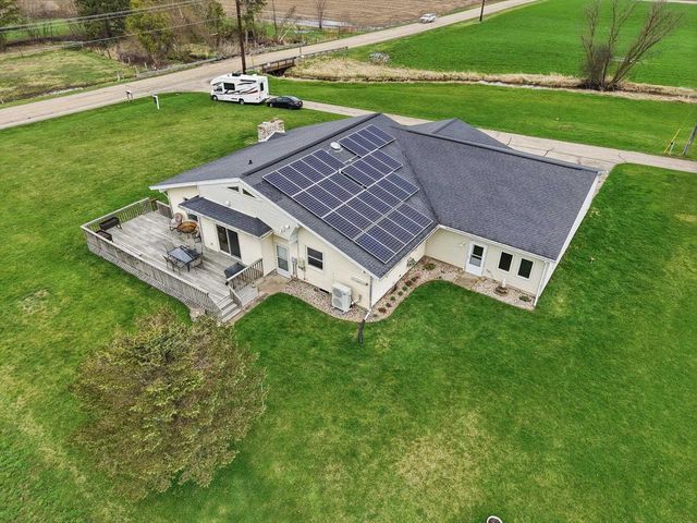 9021 County Road KP, Cross Plains, WI 53528