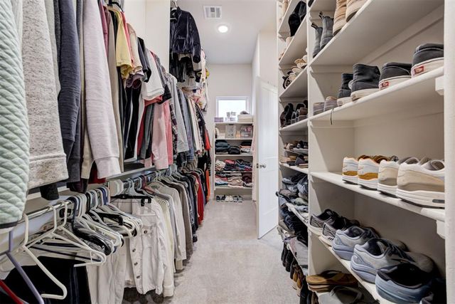 1748 Plaza District Drive, Edmond, OK 73034