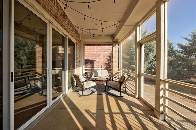 1748 Plaza District Drive, Edmond, OK 73034