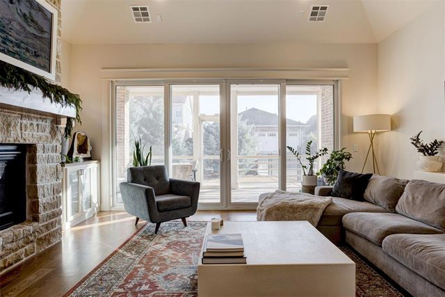 1748 Plaza District Drive, Edmond, OK 73034