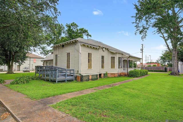 206 E 2nd St, Thibodaux, LA 70301