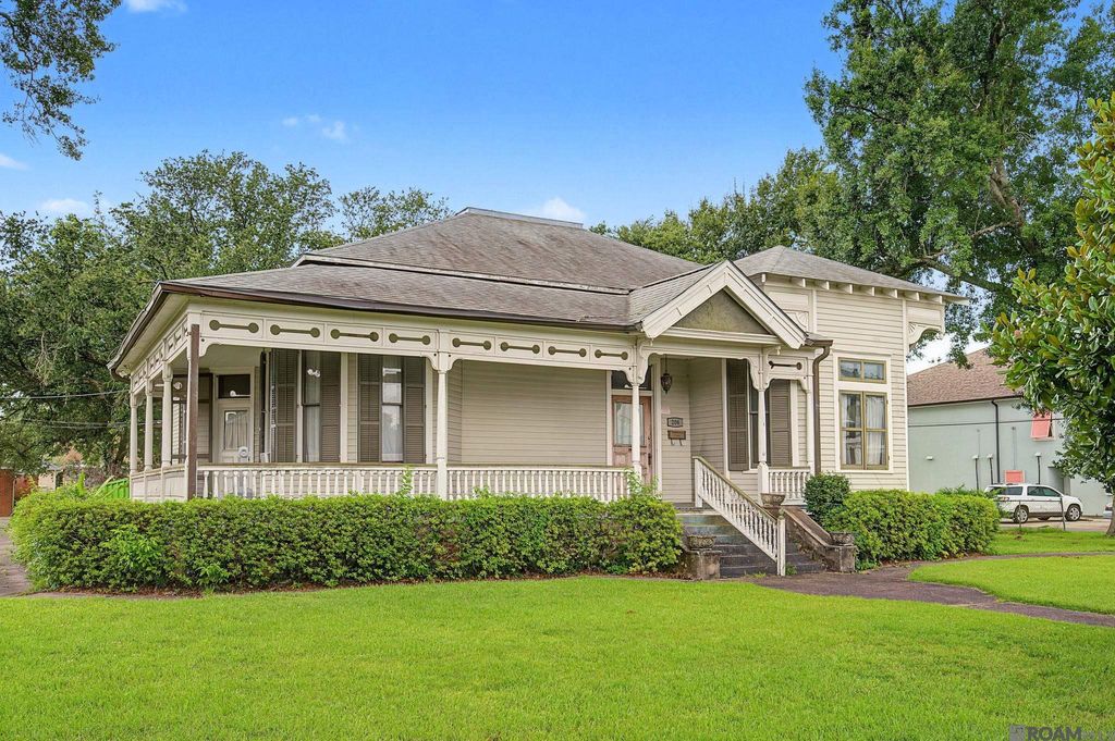 206 E 2nd St, Thibodaux, LA 70301