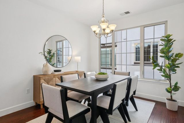 62 Cuesta Drive, Los Altos, CA 94022