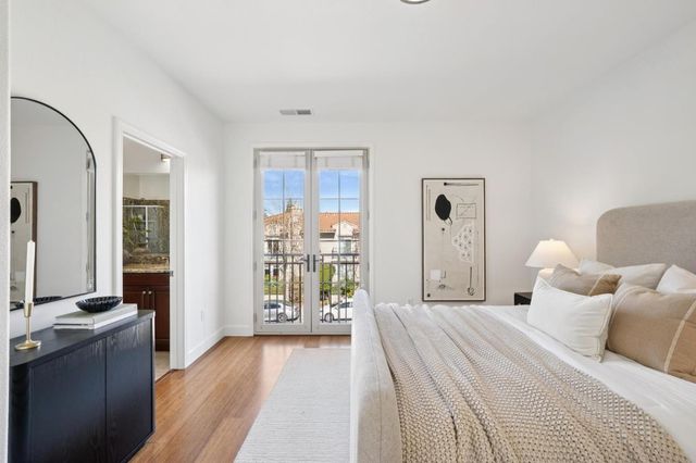 62 Cuesta Drive, Los Altos, CA 94022