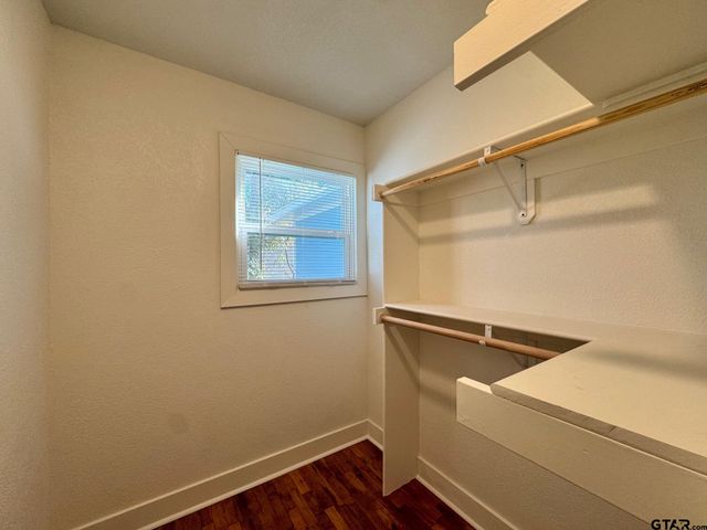 802&804 E Goliad Avenue, Crockett, TX 75835