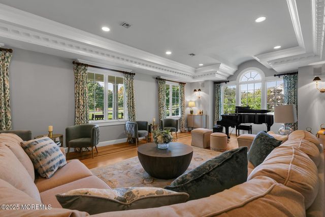 8 Country Club Lane, Colts Neck, NJ 07722