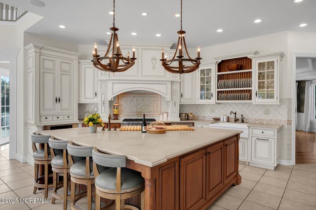 8 Country Club Lane, Colts Neck, NJ 07722
