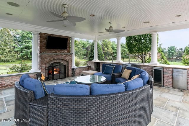 8 Country Club Lane, Colts Neck, NJ 07722