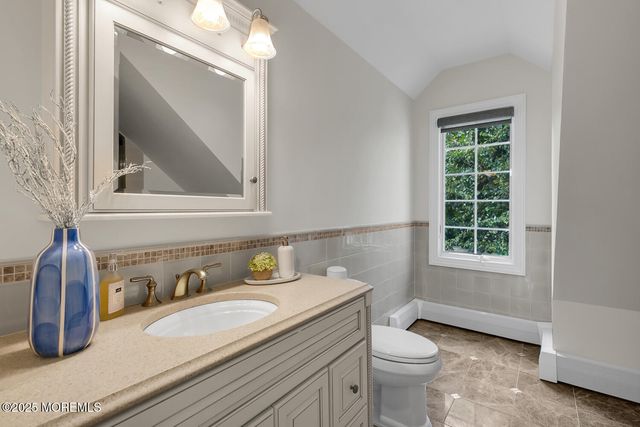 8 Country Club Lane, Colts Neck, NJ 07722