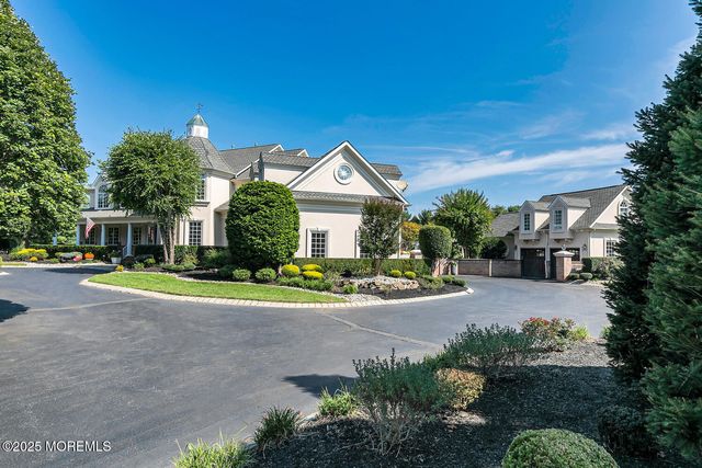 8 Country Club Lane, Colts Neck, NJ 07722
