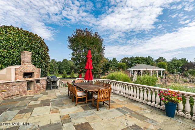 8 Country Club Lane, Colts Neck, NJ 07722