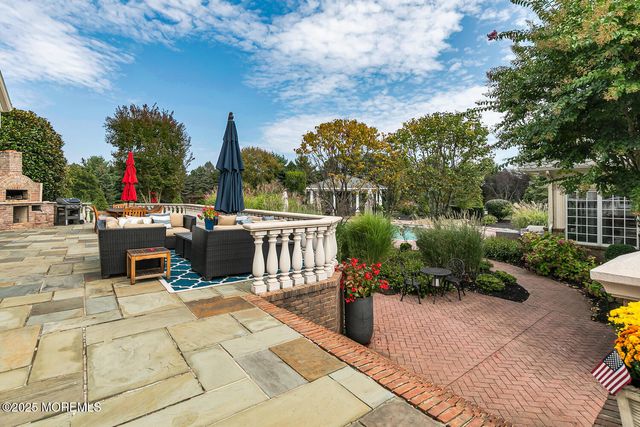 8 Country Club Lane, Colts Neck, NJ 07722