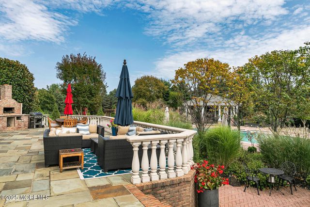 8 Country Club Lane, Colts Neck, NJ 07722
