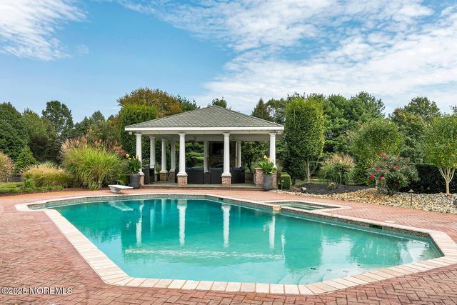 8 Country Club Lane, Colts Neck, NJ 07722